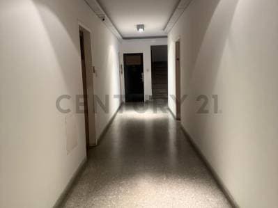 Oficina en venta. Calle 48 entre 5 y 6. - Principal
