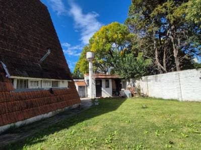 Casa 3 amb en Excelente lote de 304 mt - 2
