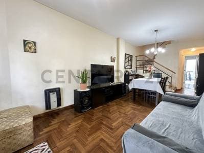 TRÍPLEX 4 AMBIENTES CON COCHERA, PATIO, TERRAZA Y BALCÓN EN PLAZA IRLANDA – CABALLITO - 3