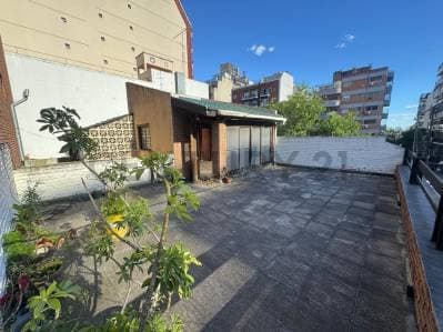 VENTA CASA CON COCHERA 5 AMBIENTES PATIO TERRAZA CABALLITO SUR test - 2