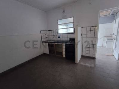 PH EN VENTA EN LA PLATA DE 1 DORMITORIO CON PATIO - Principal