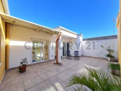 PH en Venta con Terraza y Acceso Independiente – La Plata - Principal