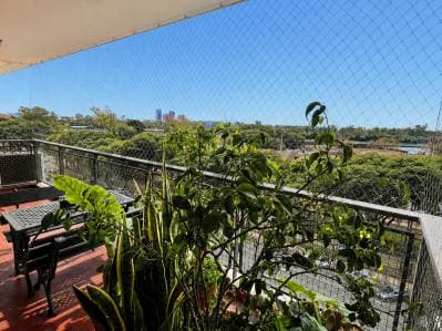 Piso sobre Av. del Libertador con excepcionales vistas - 4 ambientes - Principal