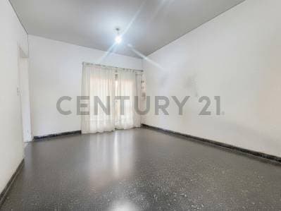 VENTA DEPARTAMENTO MONOAMBIENTE CASEROS BALCON - 5