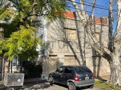VENTA PH 3 AMBIENTES CON PATIO EN BANFIELD REFACCIONADO A NUEVO APTO CREDITO COCHERA OPCIONAL - 2