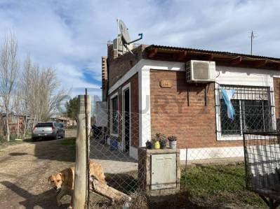 CASA EN VENTA- GENERAL ROCA - Principal