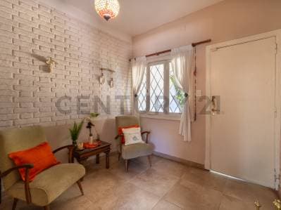 Venta Casa en Hurlingham Gran Lote, Pileta y Quincho - 5