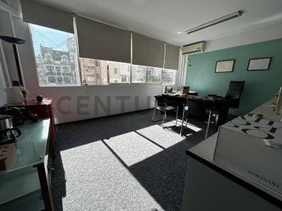Venta Oficina Tribunales - Excelente ubicacion - 4