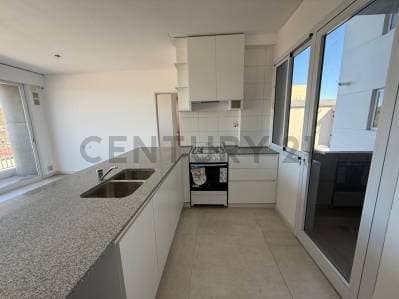 DEPARTAMENTO 2 AMBIENTES con BALCON y PARRILLA A ESTRENAR - 4