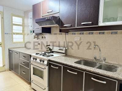 Departamento en venta de 2 dormitorios y patio en La Plata - 5
