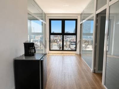 VENTA DEPARTAMENTO/OFICINA DE 3 AÑOS EN MICROCENTRO CON TERRAZA PROPIA EN PISO ALTO - CÓRDOBA Y FLOR - Principal