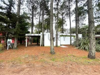 Casa 4 ambientes en Pinamar - 2
