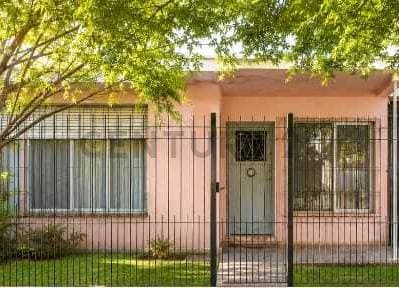 VENTA CASA 4 AMBIENTES ITUZAINGO SUR - Principal