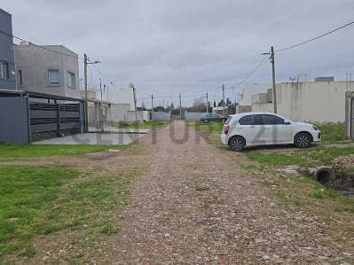 LOTE EN VENTA EN ETCHEVERRY PERMUTA - Principal
