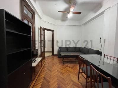 venta dpto 2 ambientes Recoleta - Principal