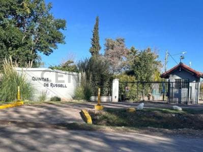 LOTE EN QUINTAS DE RUSSEL - Principal
