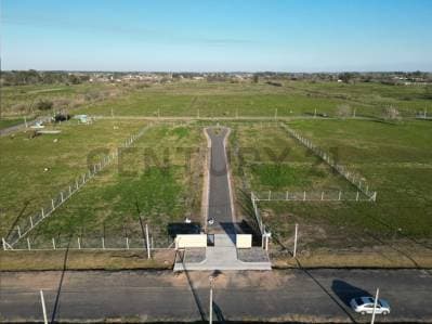 501 y 161, Lote en Senderos Gorina La Plata - 2