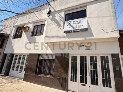 Ph de 3 Dormitorios con Cochera, Terraza y Parrilla en Venta - Principal