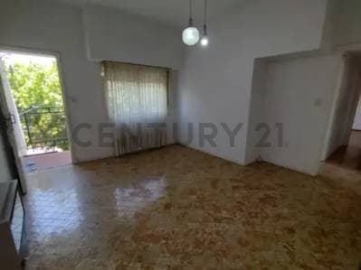 PH 3 Ambientes en 1° Piso con Terraza y Patio | Ramos Mejía - 2