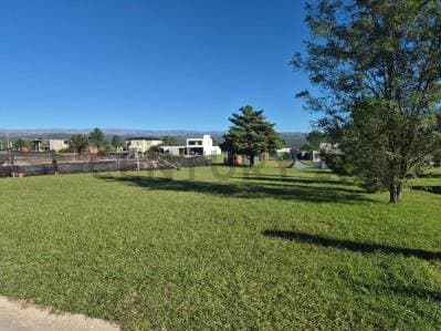 LOTE DE 866M2 EN CARLOS PAZ GOLF COUNTRY CLUB CON FINANCIACIÓN - 23.000 Y CUOTAS - - 2