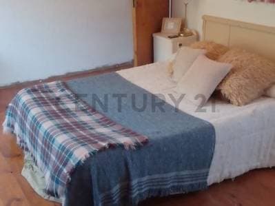 C21 LOPAZZO ESTUDIO INMOBILIARIO Vendemos Casa en Claromeco. - 2