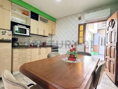 Venta Casa 3 ambientes con garage, jardín, patio y quincho – Sarandí, Avellaneda - EVALUA PERMUTA - 3