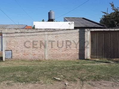 Venta de Casa mas 2da Casa al Fondo en Jose C. Paz, San Martin, Buenos Aires - 2