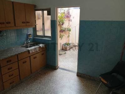 Excelente Ph de 2 ambientes SIN expensas con Patio y Terraza - 2