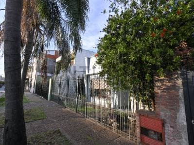 CASA 3 AMBIENTES CON QUINCHO Y PARRILLA EN VENTA - Principal