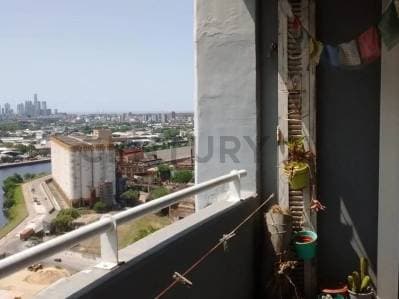 EXCELENTE DEPARTAMENTO EN VENTA DE 3 AMBIENTES , UBICADO EN AVELLANEDA . - 4