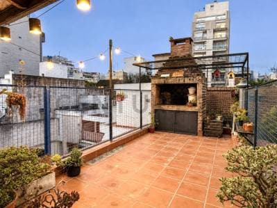 Venta PH de 3 ambientes con patio, terraza y parrilla en Caballito, Capital Federal - Principal