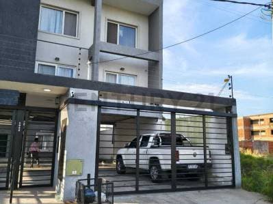 Departamento 2 ambientes en venta en Berazategui - Principal
