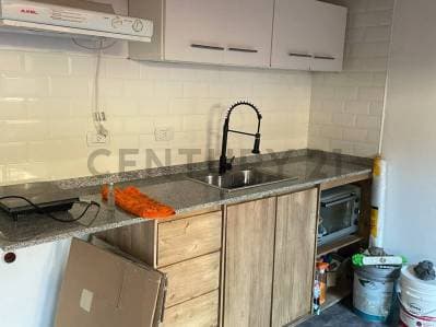 Monoambiente con Patio en Venta - 3
