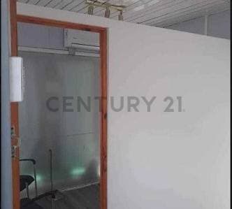 Century 21 vende: Local Comercial en B° Centro, Belgrano al 100 - 5