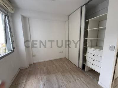 Venta departamento 2 ambientes con balcón al contrafrente en San Cristóbal - 5