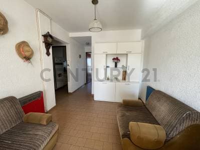Departamento en venta 2 ambientes cochera opcional gas natural Santa Teresita Zona Sur - 5