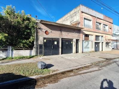 Venta de Galpón + Departamento 2 Ambientes, Lanús Oeste. - Principal