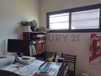 VENTA CASA Y DUPLEX EN LA PLATA - 4