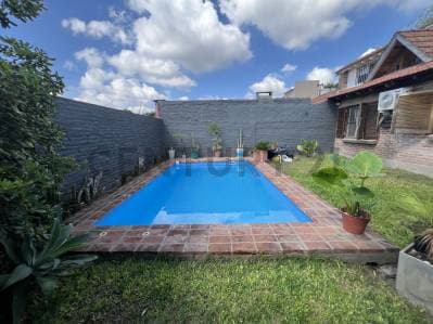 Casa en Venta - 3 dormitorios - Playroom - Pileta - Don Torcuato - Principal