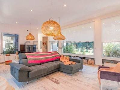 Venta de increible Casa en Campos de Roca I - 4