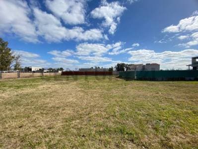CALLE 506 e/ 132 y 132 bis Terreno en venta - Principal