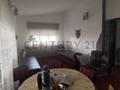Venta Casa 3 ambientes sobre dos lotes - 4
