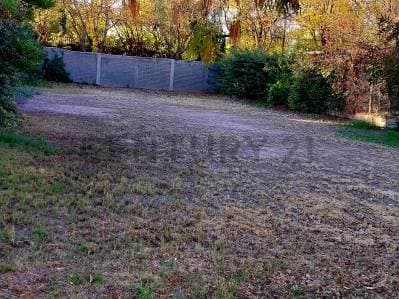 LOTE EN VENTA CLUB DE CAMPO GUAYMALLEN - 4