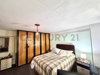 Excelente Loft de 2 ambientes en Belgrano,con balcón y cochera. EVALUA PERMUTA - 3