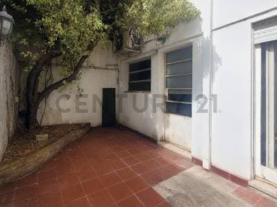 Ph de dos dormitorios y dos patios en Venta - 5