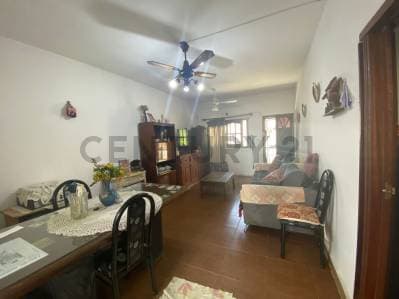 Venta de PH de 2 ambientes al frente con patio y Terraza Lanús Oeste - 2