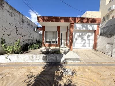 ⏳ Oportunidad en zona céntrica de Venado Tuerto - Casa tradicional - Principal