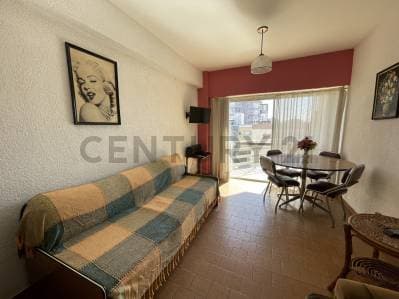 Departamento en venta 2 ambientes cochera opcional gas natural Santa Teresita Zona Sur - Principal
