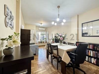 TRÍPLEX 4 AMBIENTES CON COCHERA, PATIO, TERRAZA Y BALCÓN EN PLAZA IRLANDA – CABALLITO - Principal