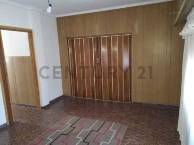 VENTA CASA 3 AMBIENTES BERNAL. - 3